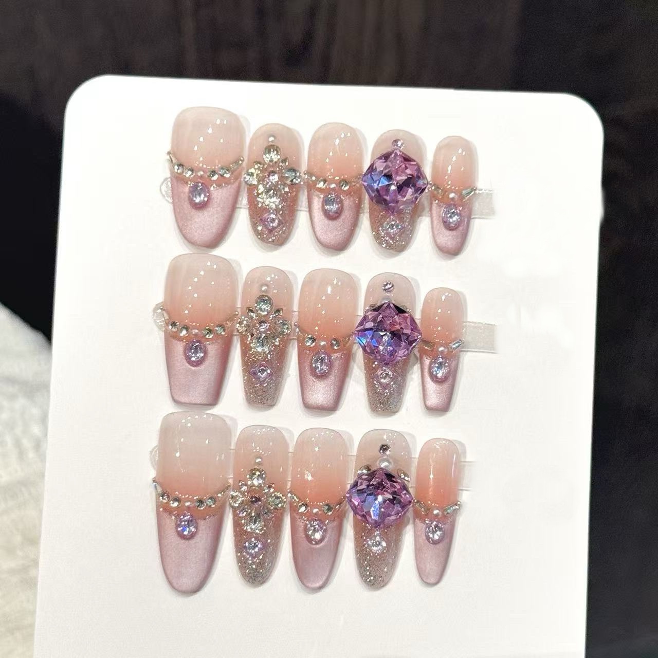 10 stuks pure handgeperste kis - Nail Art Oval recensie en prijs